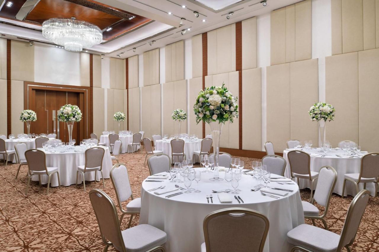 Delta Hotels By Marriott City Center Doha Ngoại thất bức ảnh The ballroom