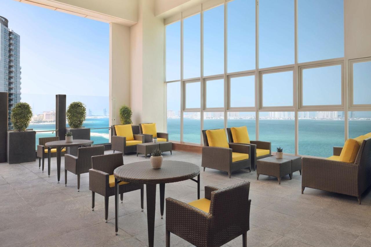 Delta Hotels By Marriott City Center Doha Ngoại thất bức ảnh The View Lounge