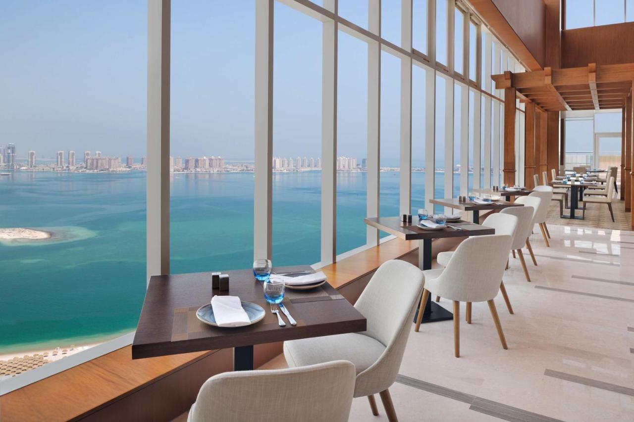 Delta Hotels By Marriott City Center Doha Ngoại thất bức ảnh The View at The Palm