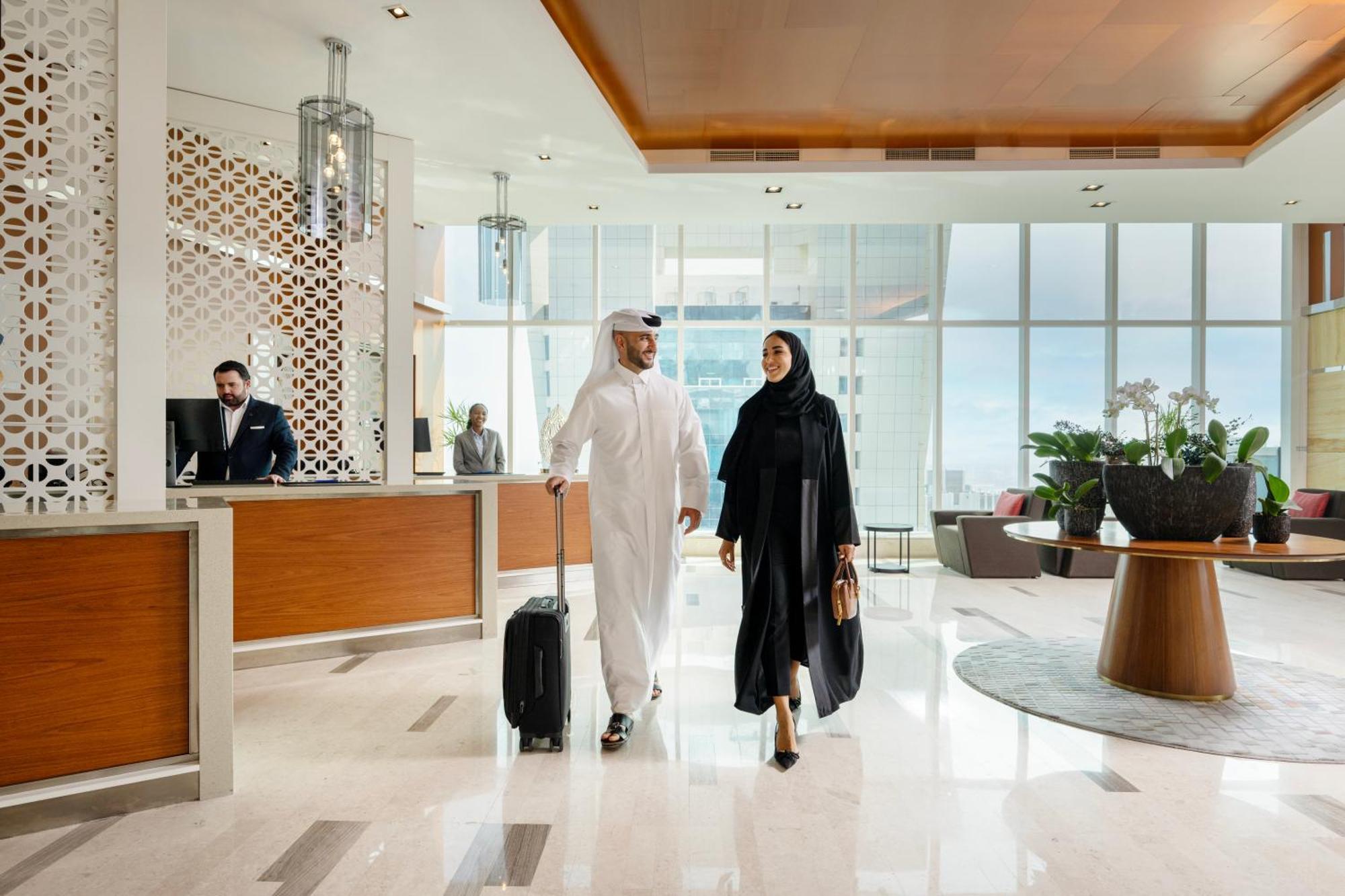 Delta Hotels By Marriott City Center Doha Ngoại thất bức ảnh The lobby of the hotel